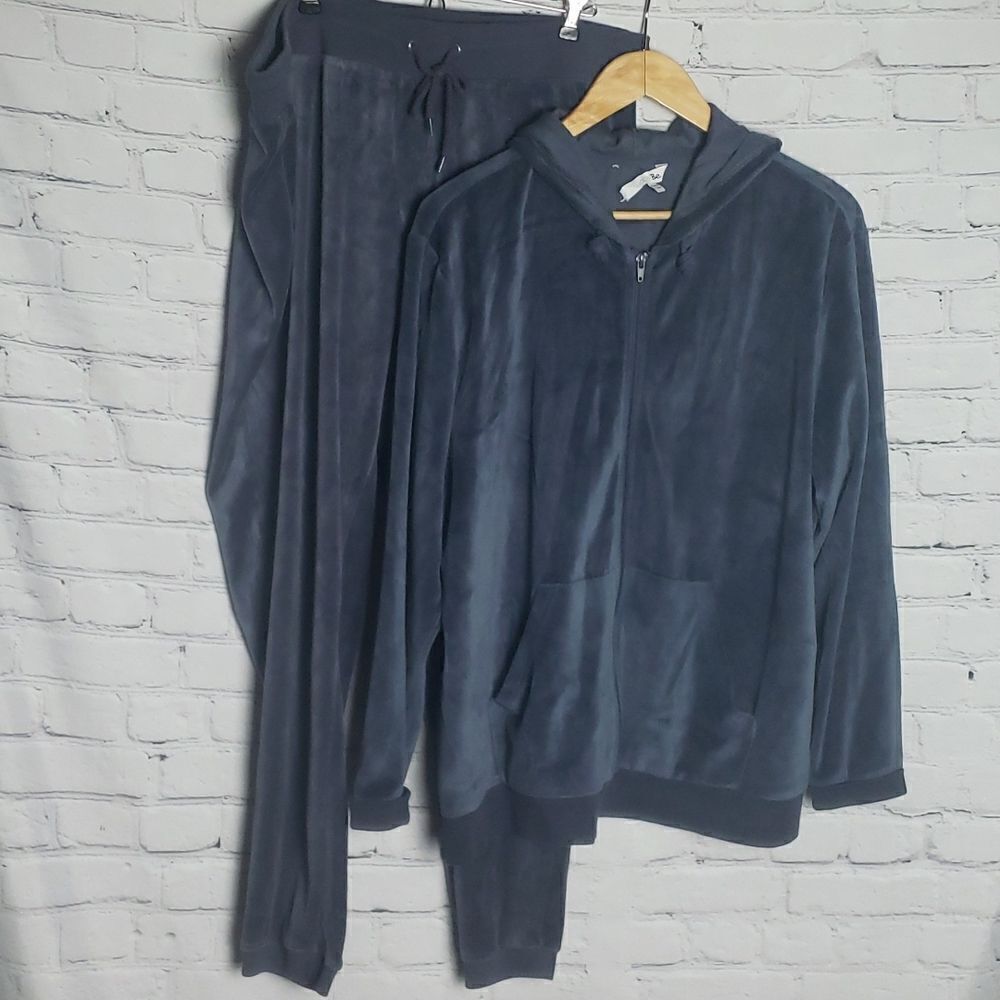 ‎LABEL BE Gray Sweat Jacket and Pants